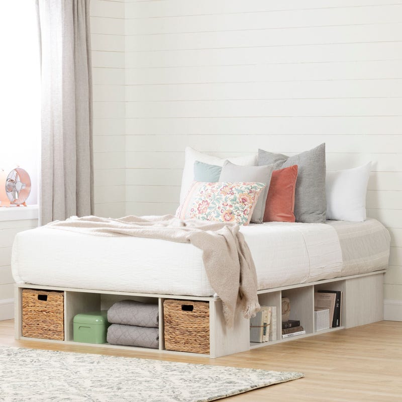 Queen Storage Bed with Baskets - Avilla Winter Oak